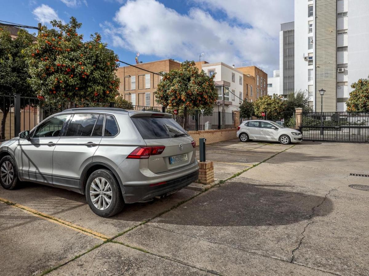 Elegante Apt Luminoso Y Tranquilo De 2 Hab Sevilla Wifi-Ful Parking Inc Exterior foto